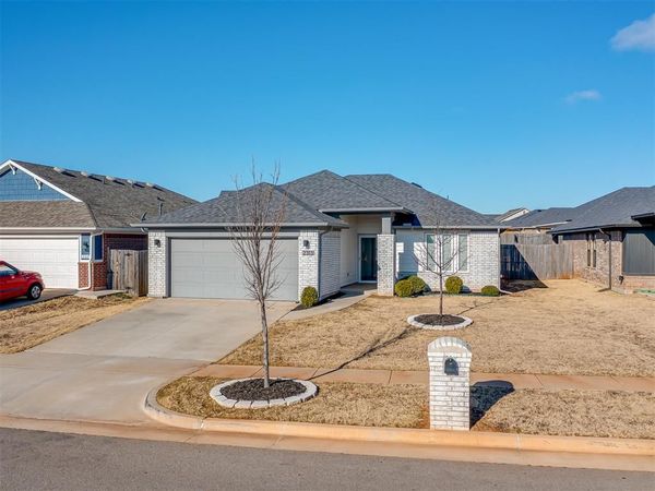 2313 Roca Drive, Edmond, OK 73012