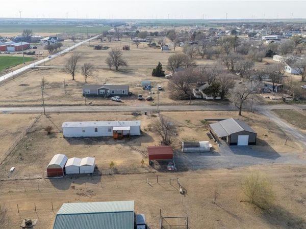 413 S 5th Street, Thomas, OK 73669