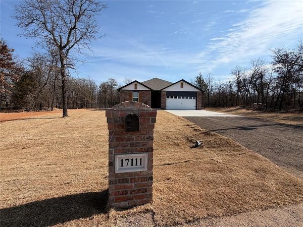 17111 Lantana Loop, Newalla, OK 74857