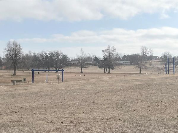 S 13 Street, Chickasha, OK 73018