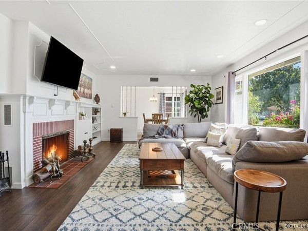 4735 Oakwood Place, Riverside, CA 92506