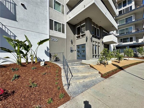 230 S Catalina Avenue, Unit 107, Redondo Beach, CA 90277