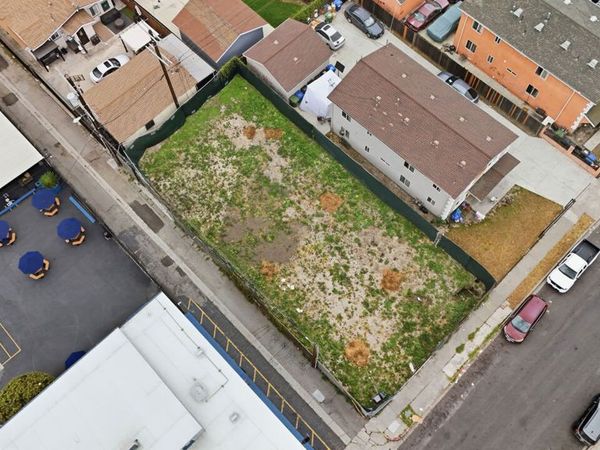 118 W 87th Place, Los Angeles, CA 90003