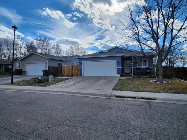 377 W Orchard Avenue, Silt, CO 81652