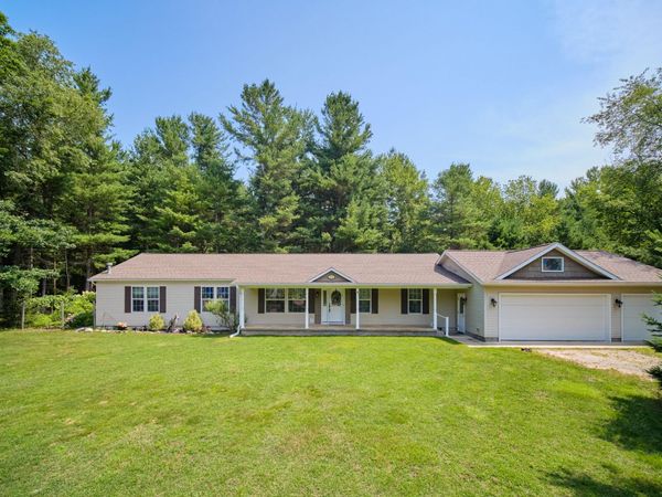 9155 Ivanhoe Drive, Onekama, MI 49675