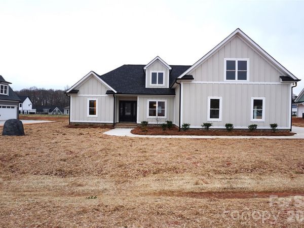 1115 Stonegate Drive , Salisbury, NC 28147