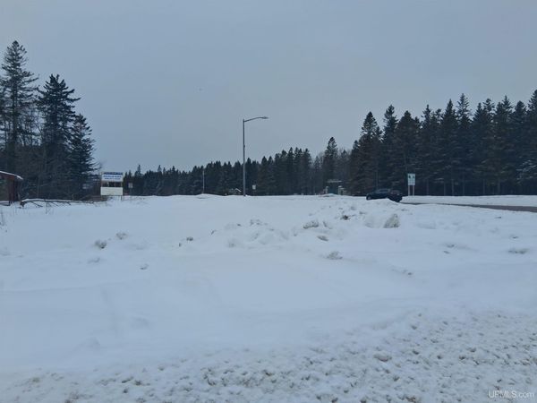 6128 N Arbor Avenue, Garfield Twp, MI 49762