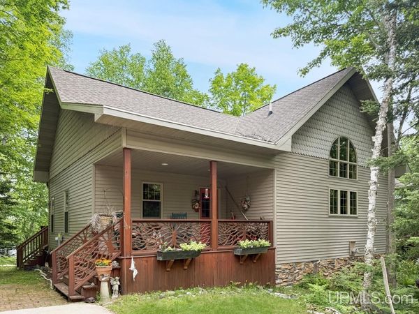 153 Maggie Point Road, Mastodon Twp, MI 49920