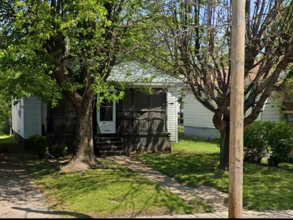 5009 Caseyville Avenue , East St Louis, IL 62204