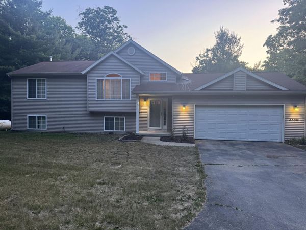 23501 Almy Road, Howard City, MI 49329