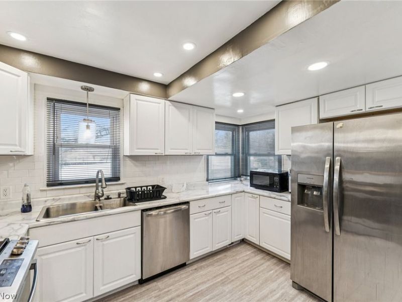 5039 Fairlawn Road , Lyndhurst, OH 44124 Photo 14