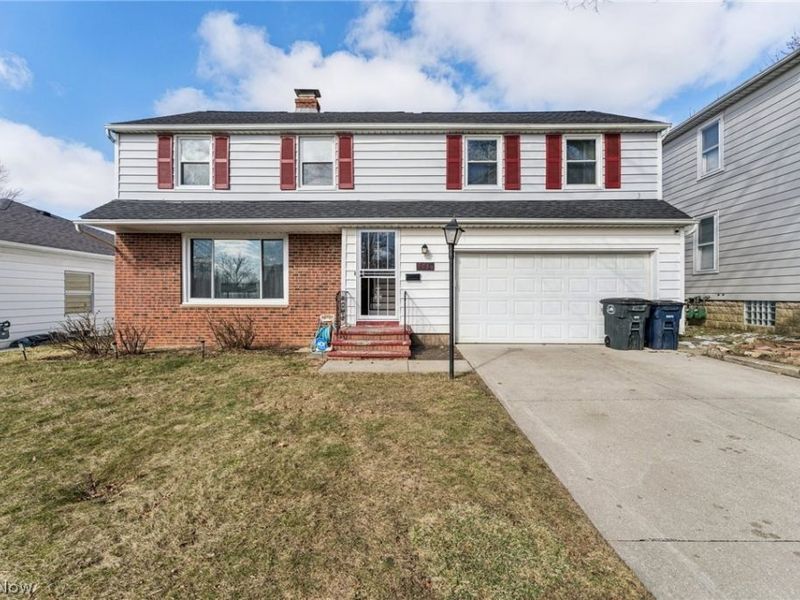 5039 Fairlawn Road , Lyndhurst, OH 44124 Photo 2