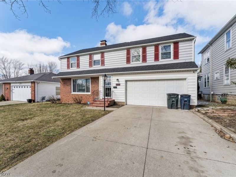 5039 Fairlawn Road , Lyndhurst, OH 44124 Photo 4