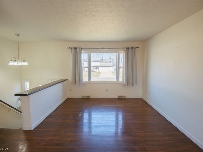 3841 Nottingham Avenue , Youngstown, OH 44511 Photo 3