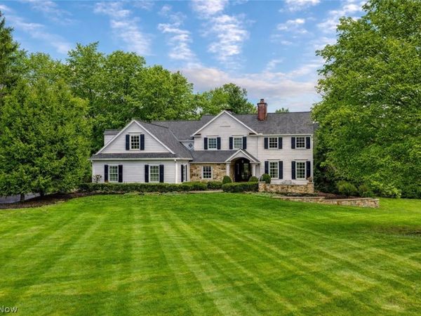 33285 Woodleigh Road , Pepper Pike, OH 44124