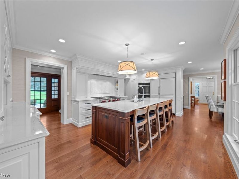 33285 Woodleigh Road , Pepper Pike, OH 44124 Photo 12