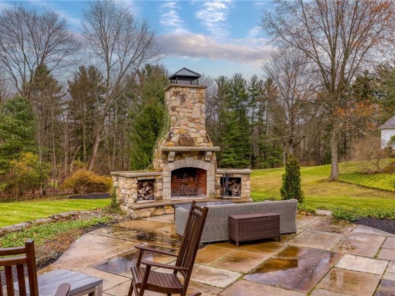 33285 Woodleigh Road , Pepper Pike, OH 44124 Photo 48