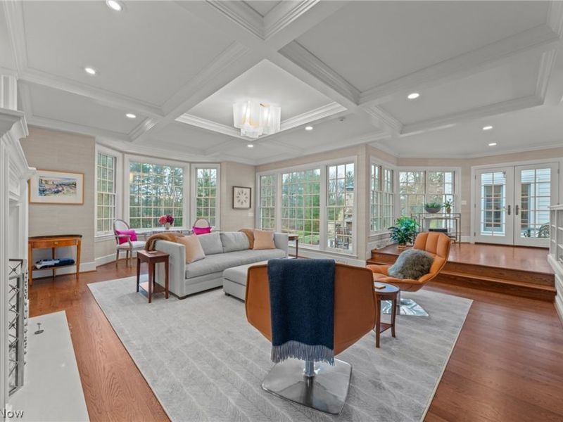 33285 Woodleigh Road , Pepper Pike, OH 44124 Photo 7