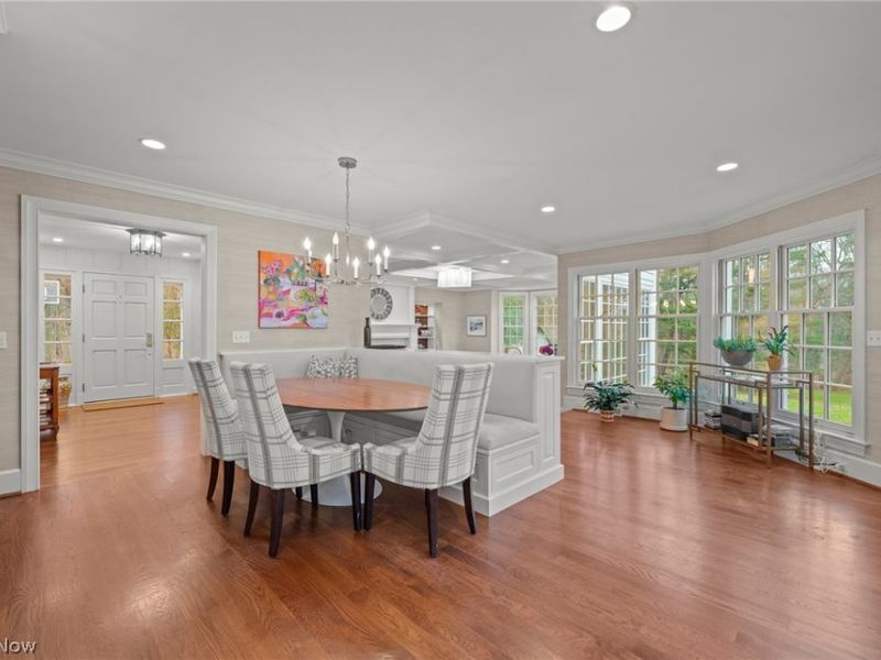 33285 Woodleigh Road , Pepper Pike, OH 44124 Photo 8