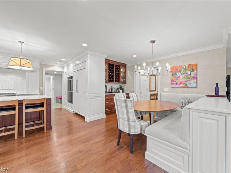 33285 Woodleigh Road , Pepper Pike, OH 44124 Photo 9