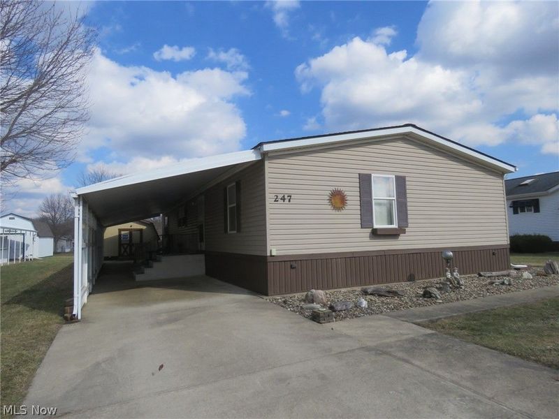 247 Island Drive , Elyria, OH 44035 Photo 1