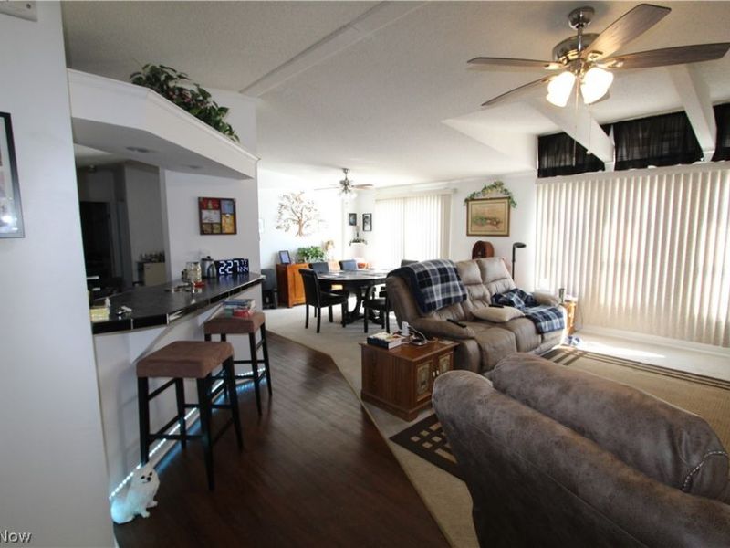 247 Island Drive , Elyria, OH 44035 Photo 10