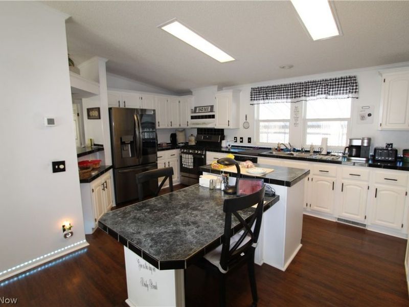 247 Island Drive , Elyria, OH 44035 Photo 29