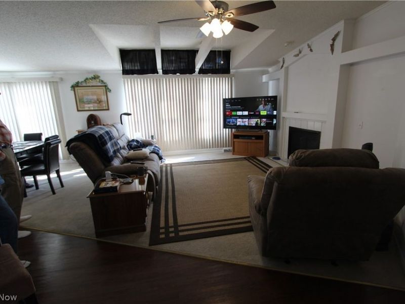 247 Island Drive , Elyria, OH 44035 Photo 4