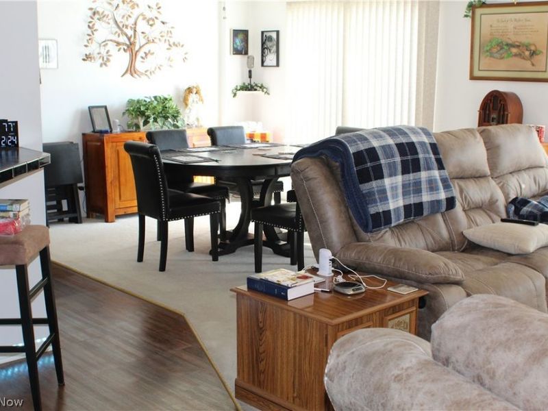 247 Island Drive , Elyria, OH 44035 Photo 6