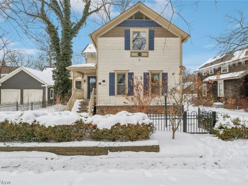 12 N Oviatt Street , Hudson, OH 44236 Photo 1