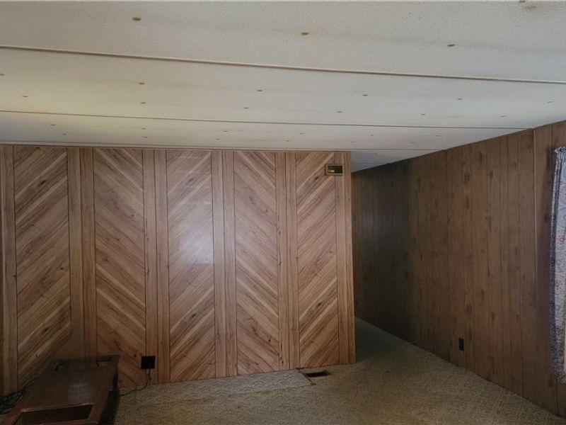 8214 Russell Lane , Cleveland, OH 44144 Photo 11