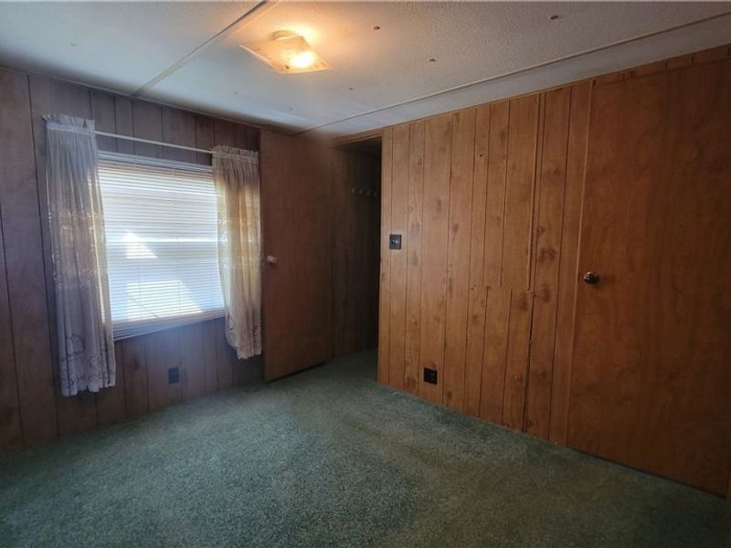 8214 Russell Lane , Cleveland, OH 44144 Photo 15