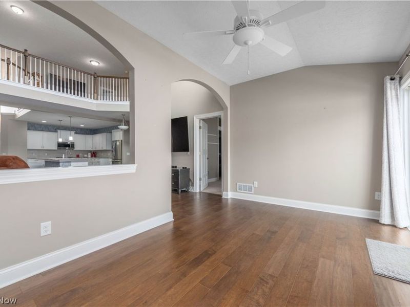 32008 Tuscan Lane , Avon Lake, OH 44012 Photo 22