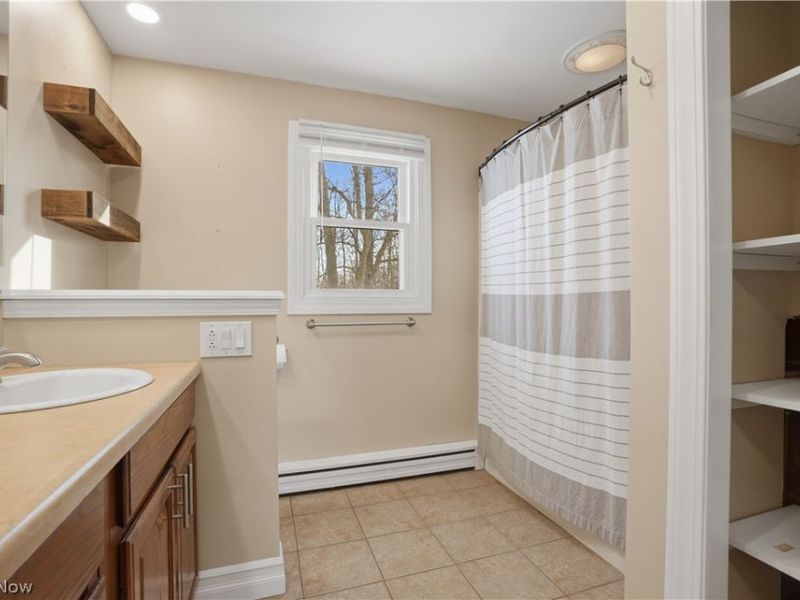 15791 Madison Road , Middlefield, OH 44062 Photo 19