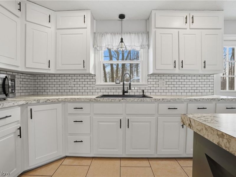 15791 Madison Road , Middlefield, OH 44062 Photo 2