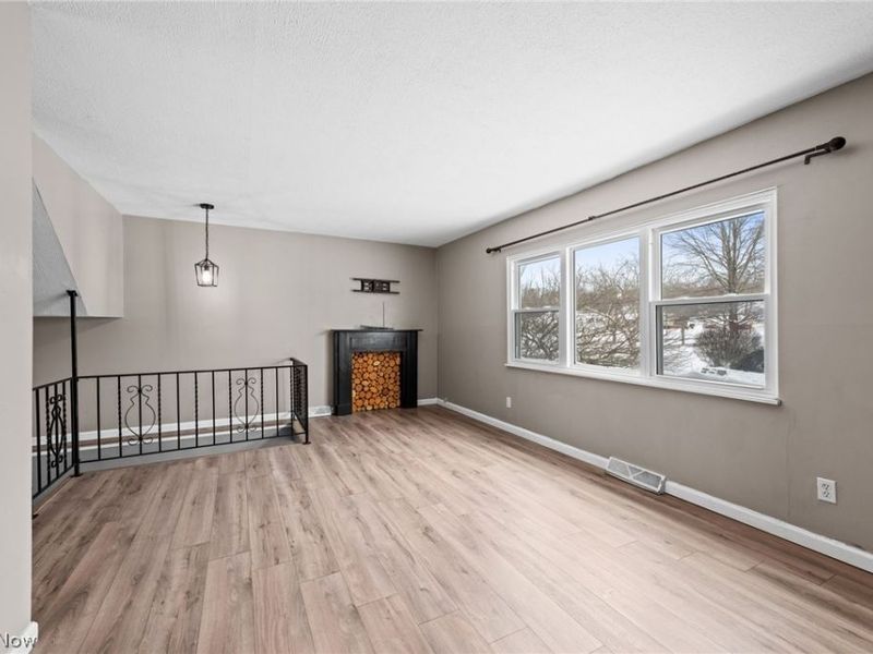 10540 Ravenna Road , Unit 9, Twinsburg, OH 44087 Photo 4