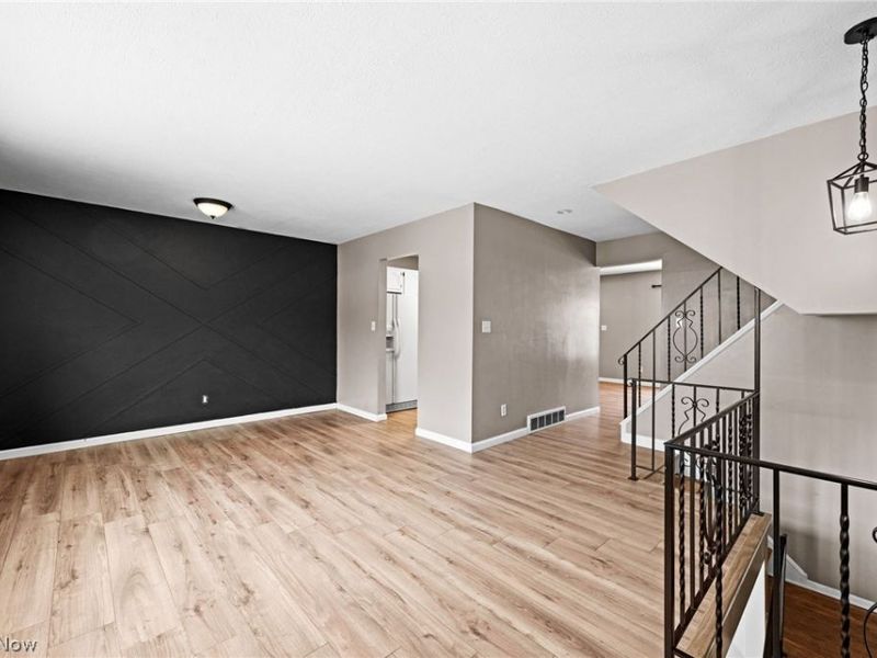 10540 Ravenna Road , Unit 9, Twinsburg, OH 44087 Photo 6