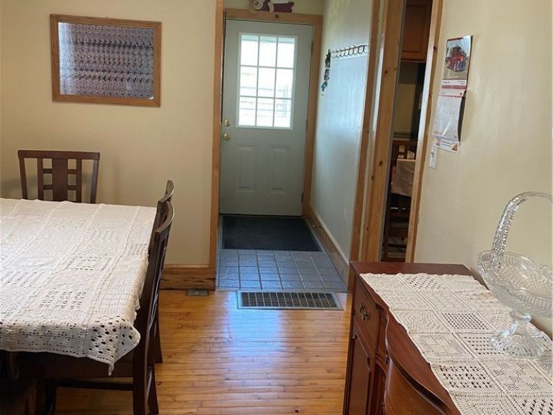 303 Indiana Avenue , Lorain, OH 44052 Photo 10