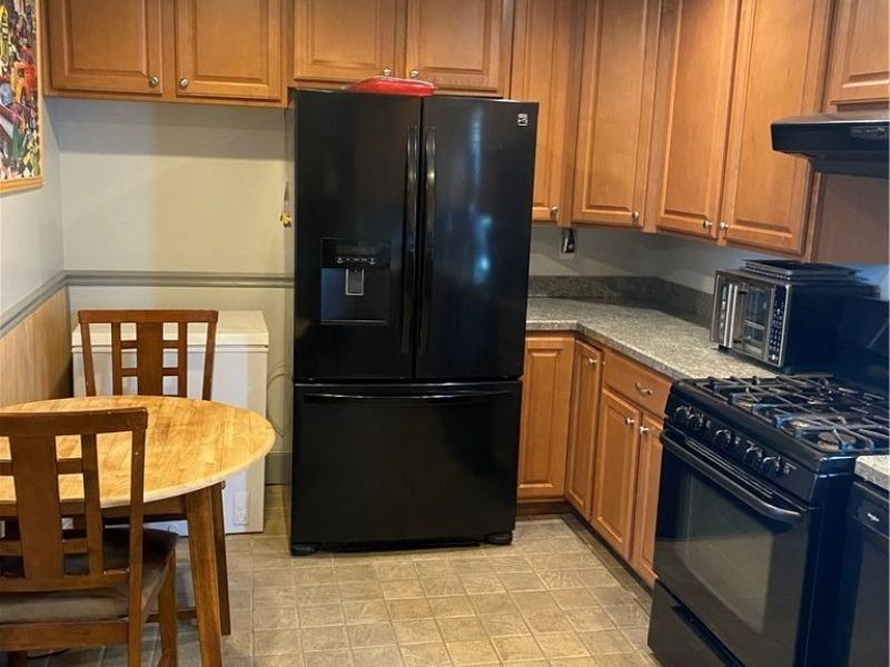 303 Indiana Avenue , Lorain, OH 44052 Photo 11