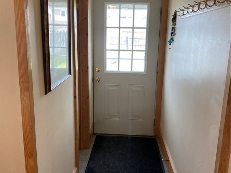 303 Indiana Avenue , Lorain, OH 44052 Photo 15