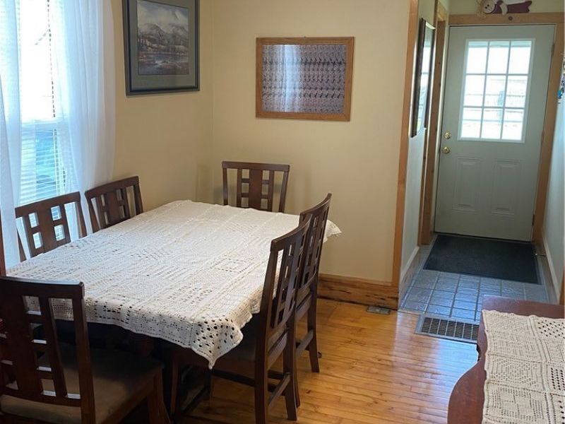 303 Indiana Avenue , Lorain, OH 44052 Photo 8