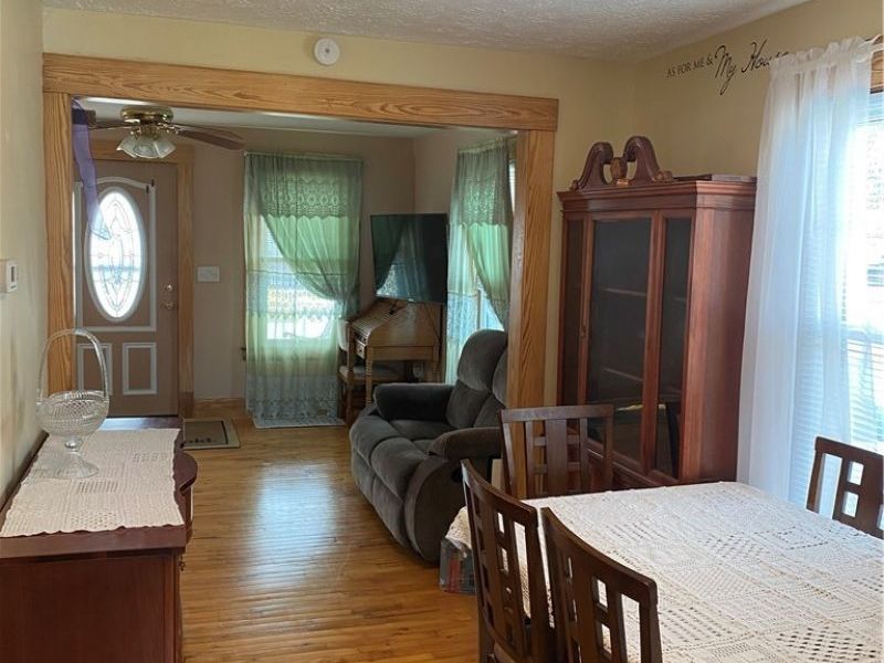 303 Indiana Avenue , Lorain, OH 44052 Photo 9