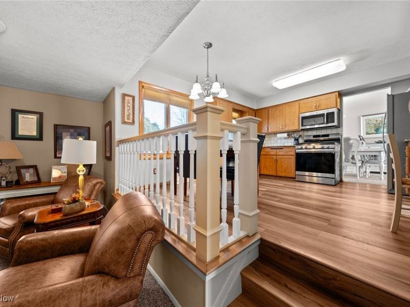 5991 Cantwell Drive , Mayfield Heights, OH 44124 Photo 14