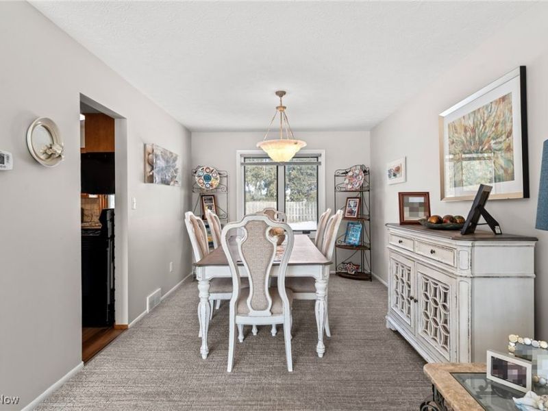 5991 Cantwell Drive , Mayfield Heights, OH 44124 Photo 7