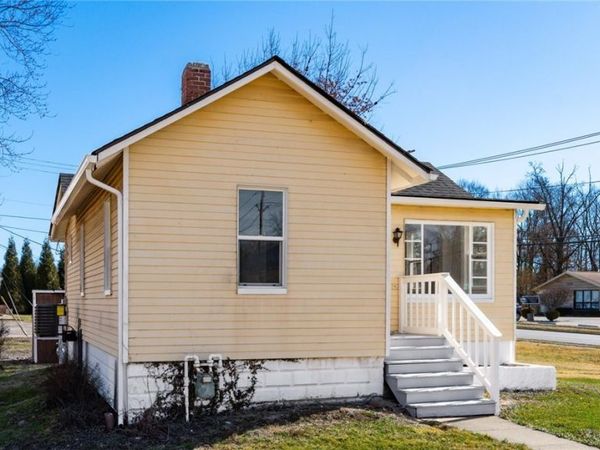 2410 Marion Avenue , Zanesville, OH 43701