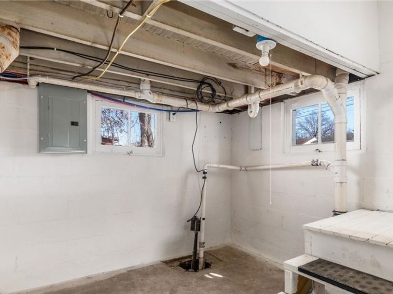 2410 Marion Avenue , Zanesville, OH 43701 Photo 13