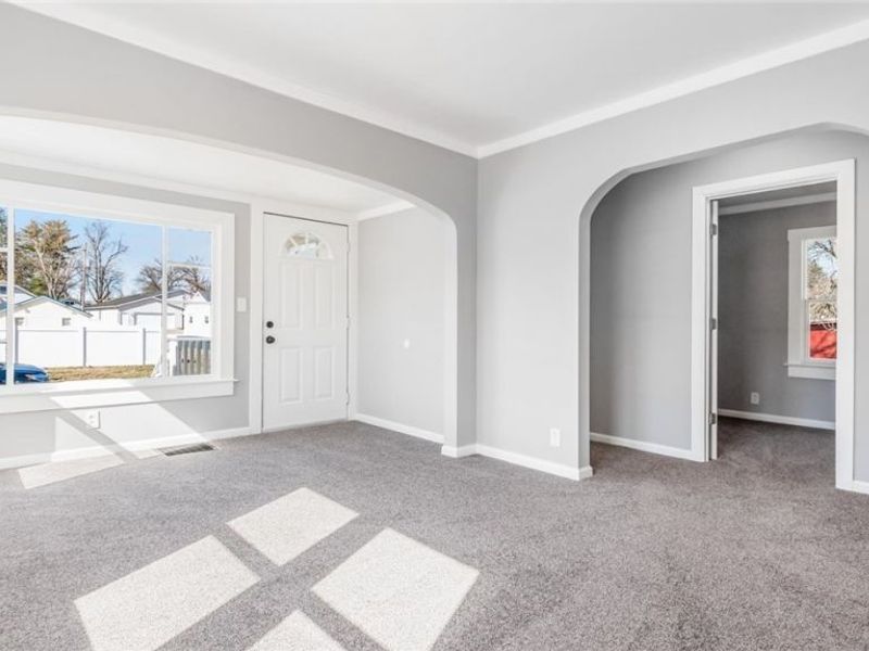 2410 Marion Avenue , Zanesville, OH 43701 Photo 3