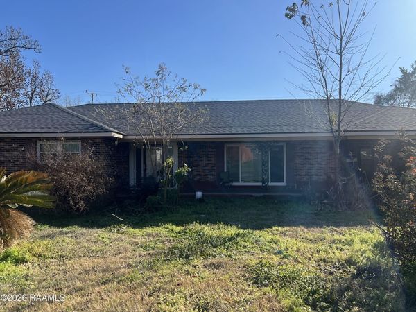 223 W Eliza Street , Opelousas, LA 70570