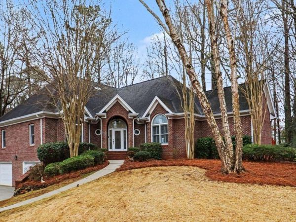 30 Couples Court, Newnan, GA 30265