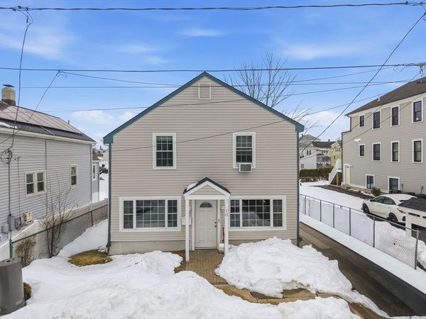 10 Aberdeen St, Fall River, MA 02721